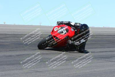 media/May-06-2024-Moto Forza (Mon) [[b33359f27d]]/1-Advanced/Session 2 (Bowl)/